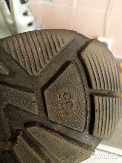 Ботинки демисезонные для девочки 35 размер