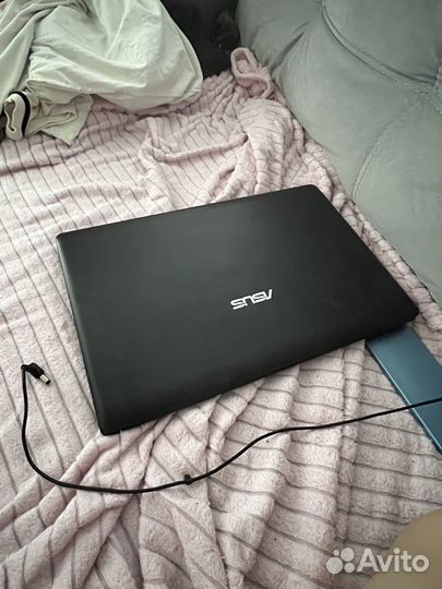 Ноутбук asus core i3