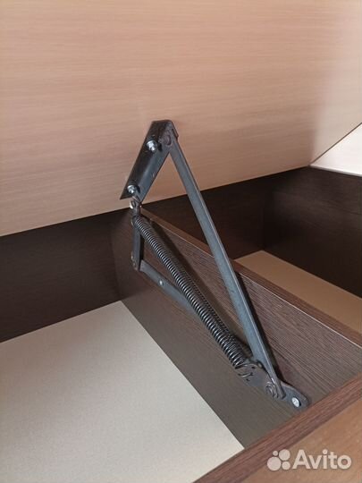 Продам детские кровати и шкаф-купе