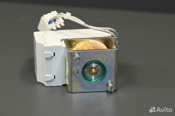 Moeller Eaton IZM58-XE 238549 Реле, новое, 1 шт