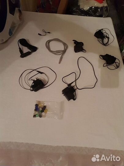 Зарядки, резинки для наушников