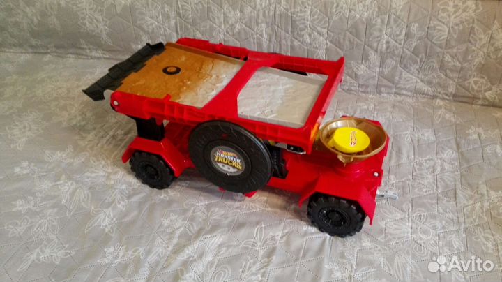 Hot Wheels Передвижная трасса для гонок GFR15