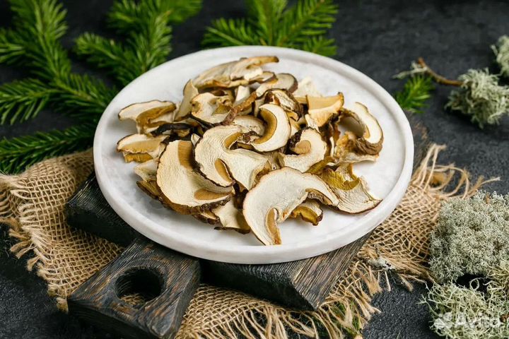 Грибы белые сушеные