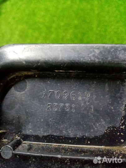 Абсорбер (фильтр угольный) Volvo Xc70