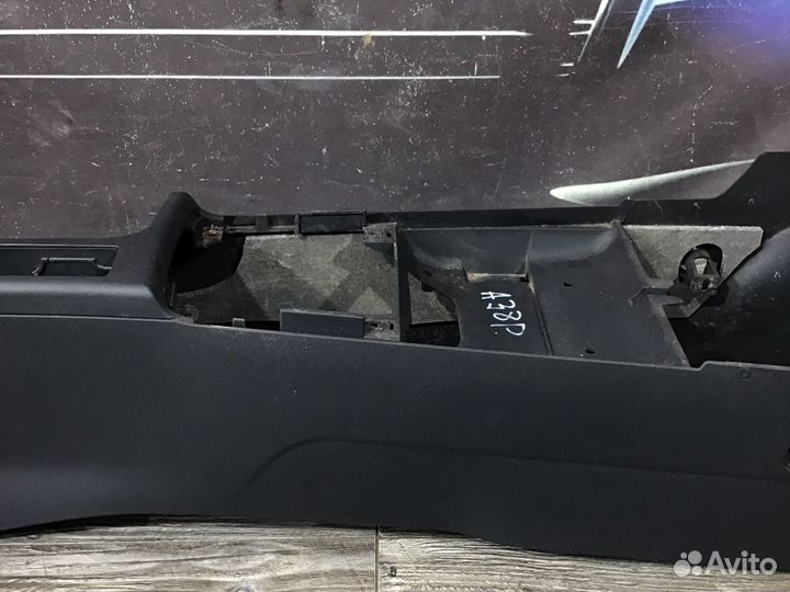 Консоль центральная Ауди А3 8П