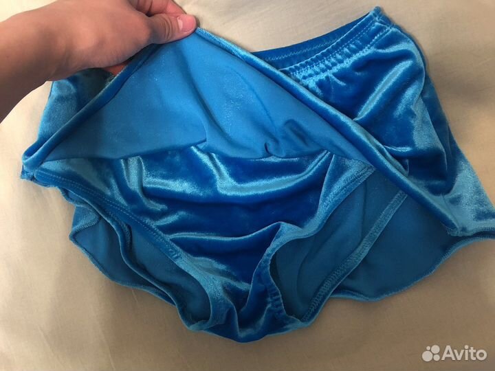 Бархатный костюм для выступлений