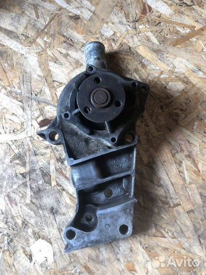 Корпус насоса водяного (помпы) Ford Focus