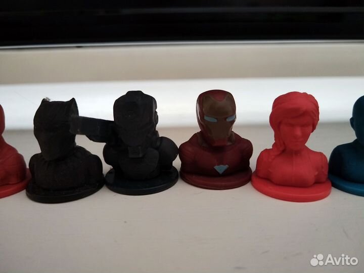 Разные коллекции из магазинов, прилипалы,скрепыши