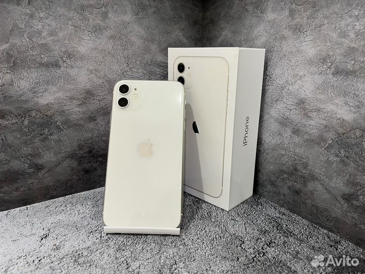 iPhone 11, 64 ГБ