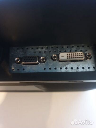 ЖК монитор 19