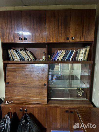 Сервант б/у