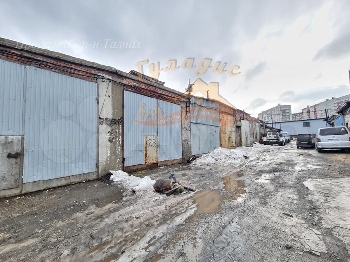 Гараж, > 30 м²