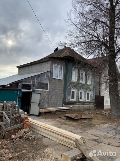 Бригада строителей