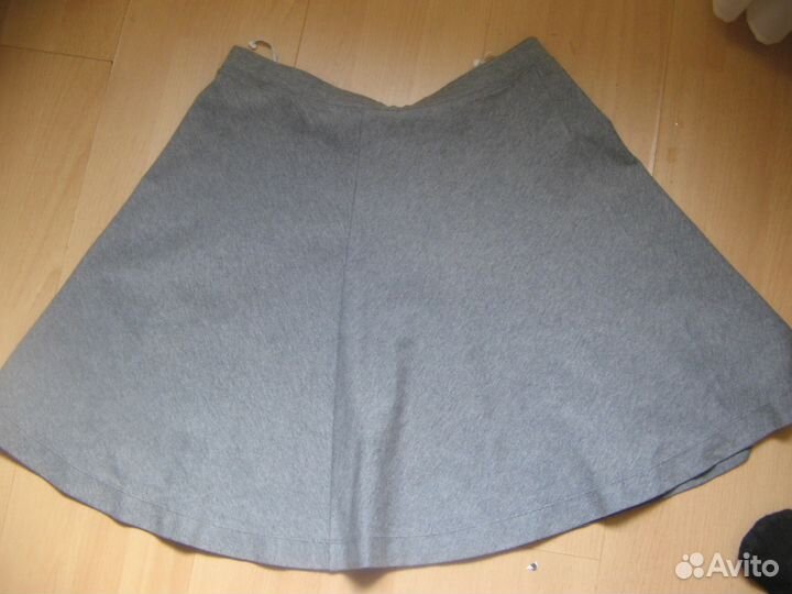 Юбка серая Uniqlo