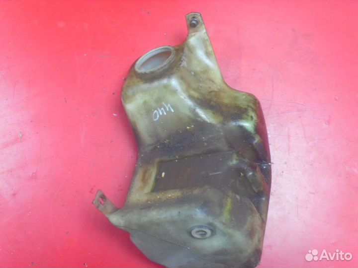 Бачок омывателя 3453281 Volvo 440 1988-1996 Вольво