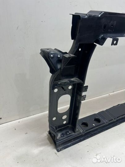 Рамка радиатора(телевизор) Hyundai Creta 1