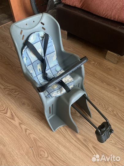 Детское кресло на велосипед