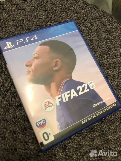 Игра для приставки FIFA 22