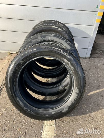 Bridgestone Blizzak Spike-02 SUV 235/55 R19 101T