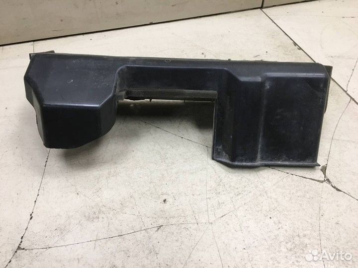 Воздуховод радиатора правый Kia Rio