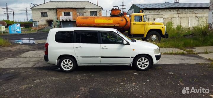 Toyota Probox 1.3 AT, 2003, 300 000 км