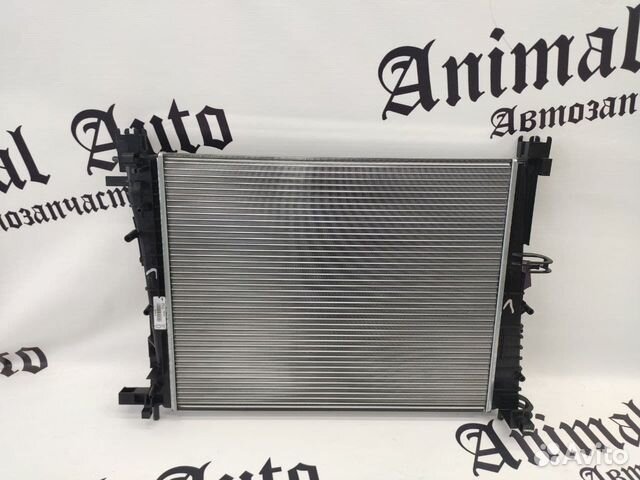 Радиатор охлаждения Веста Valeo