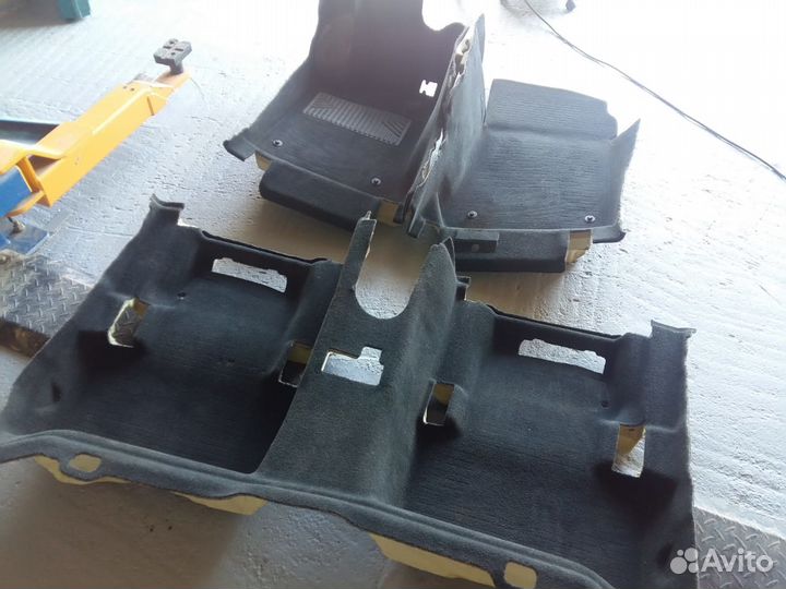 Пол салона Mercedes GLK X204 2014