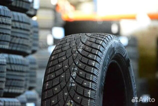 Triangle IcelynX TI501 225/40 R18 92T