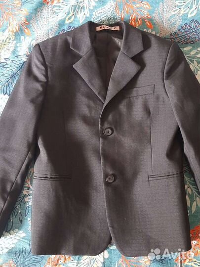 Школьный костюм / пиджак / 134 рост