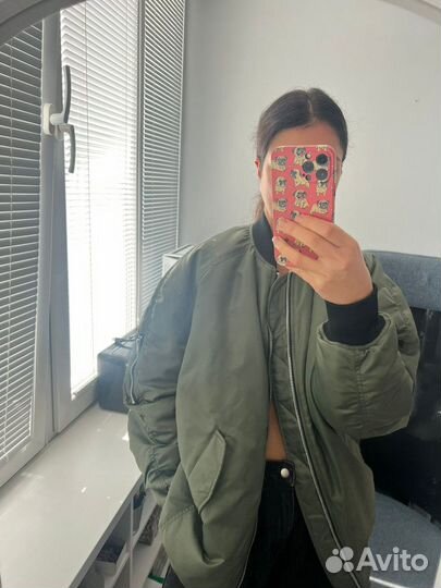 Бомбер zara