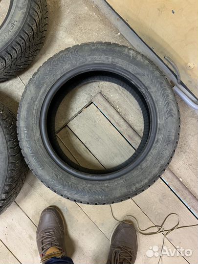 Nokian Tyres Hakkapeliitta 8 185/60 R15