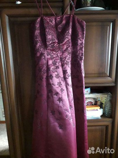 Платье вечернее размер 46-48