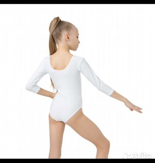 Белый гимнастический купальник р. 30