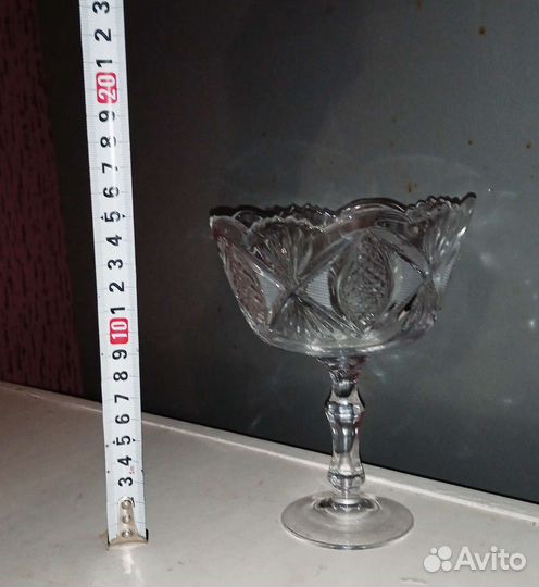 Хрустальная ваза