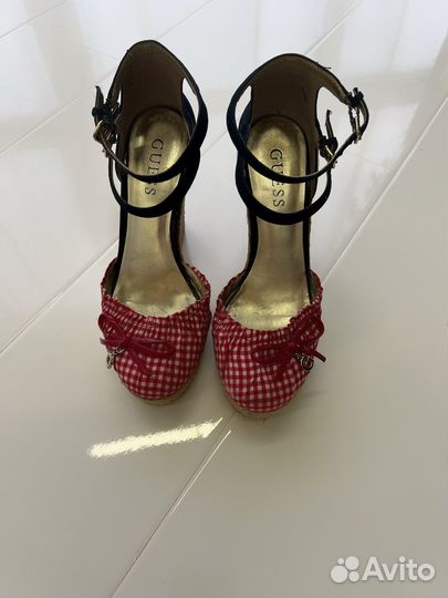 Босоножки Guess 36 оригинал