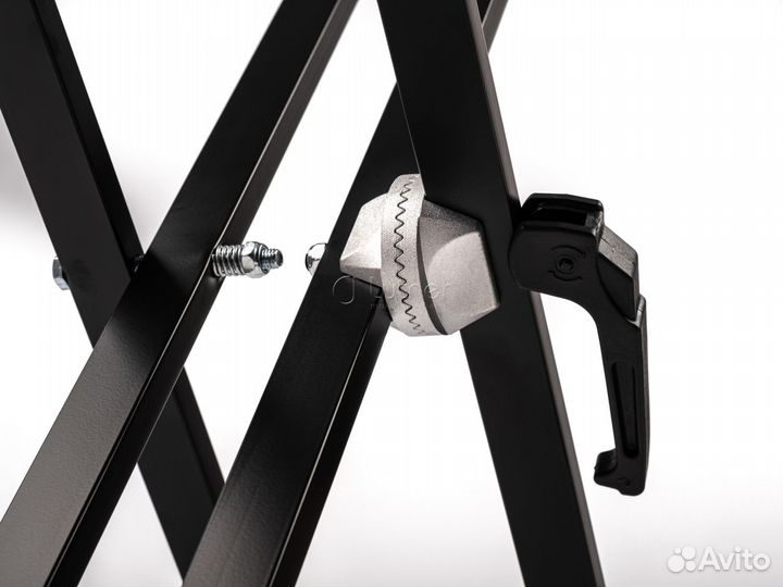 Стойка для клавишных Soundking