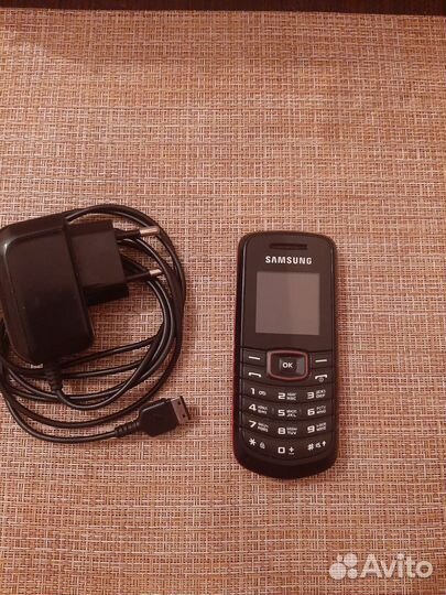 Телефон Samsung