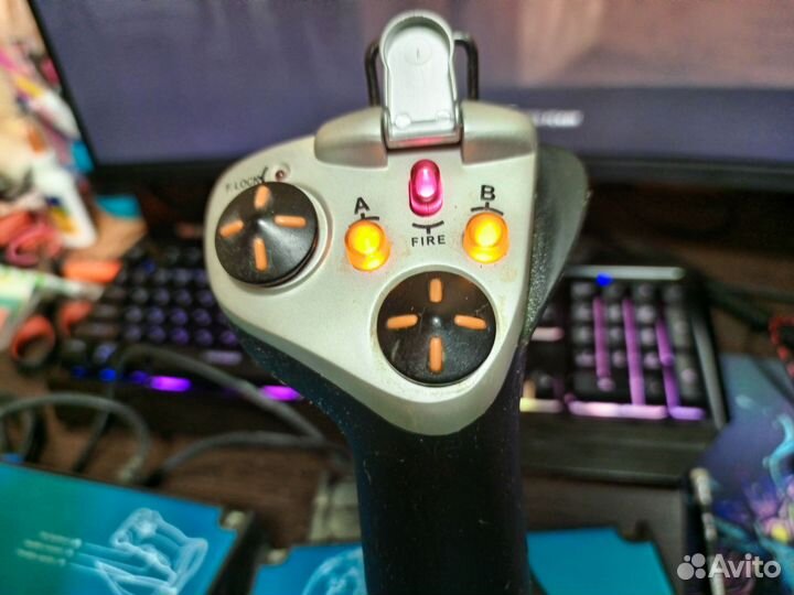 Джойстик saitek x45