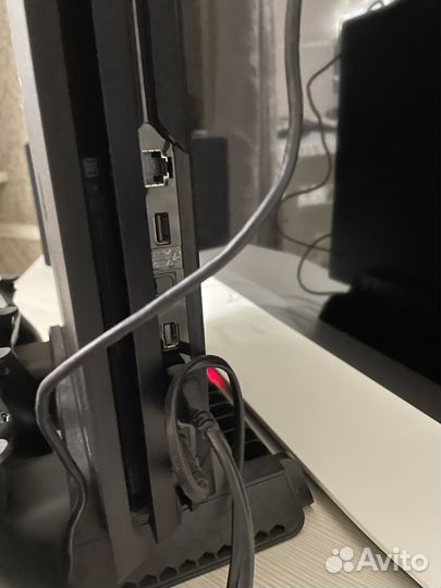 Sony playstation PS4 pro 1 TB