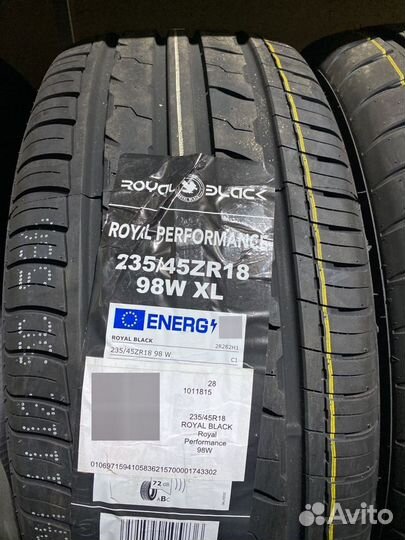 Powertrac Racing Pro 245/45 R18 100W