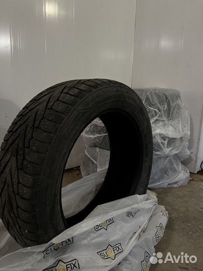 Nokian Tyres Hakkapeliitta R2 SUV 235/55 R19 105R