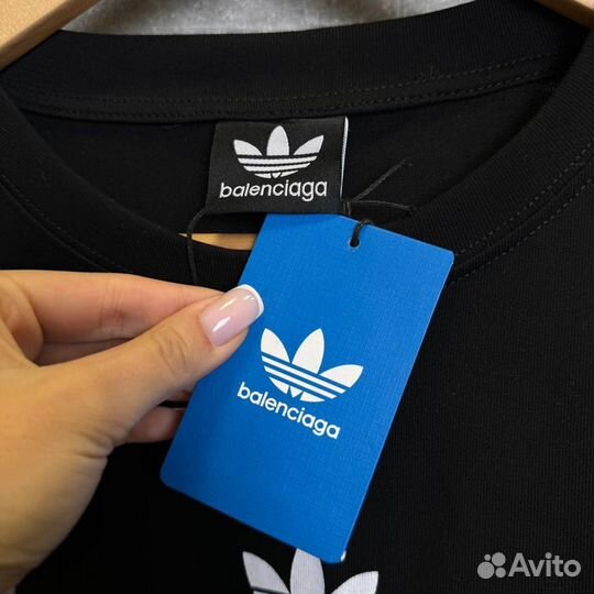 Balenciaga adidas футболка