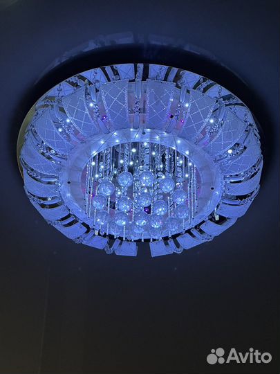 Люстра потолочная
