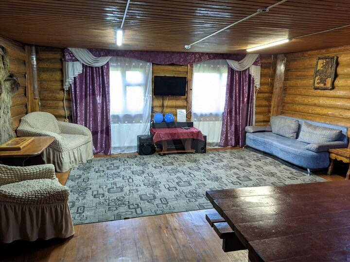 Коттедж 160 м² на участке 12 сот.