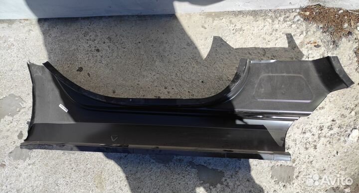 Кузовной порог Шкода Октавия А7 левый задняя часть