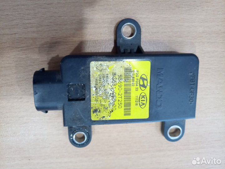 Датчик угла поворота руля Kia Optima 3 G4KD 2011