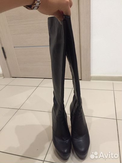 Новые Кожаные Сапоги ботфорты 37 размер Massimo Re