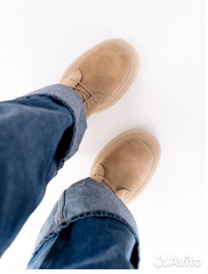 Ботинки бежевые на байке Басараб