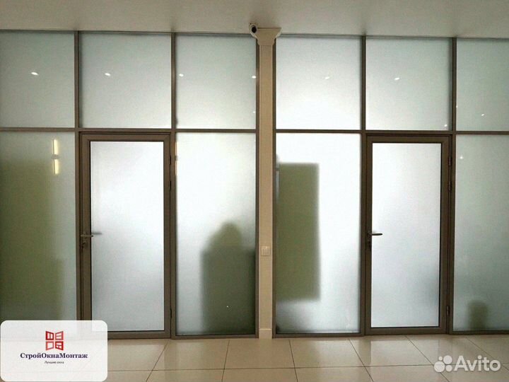 Дверь пластиковая в коттедж с установкой