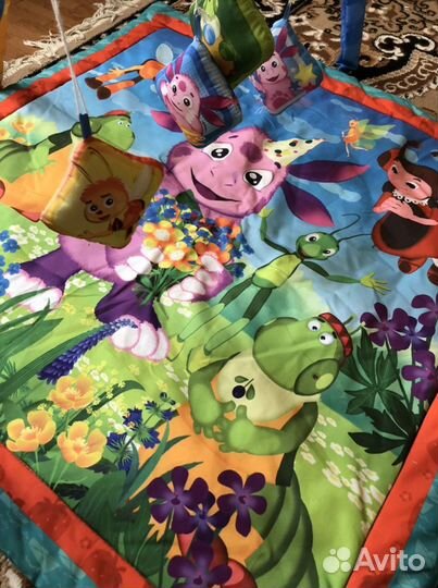 Развивающий коврик